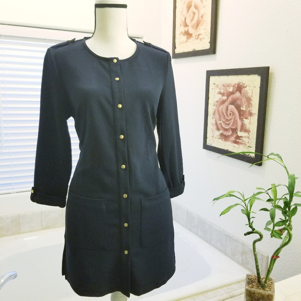⭐️3/$15⭐️  Small Navy Gold Button Dress